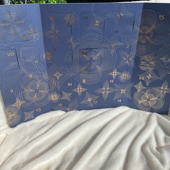NEW LV ADVENT CALENDAR LIMITED EDITION - Picture 8 of 8